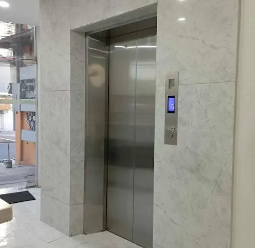 St. Marvin Makati M302 *